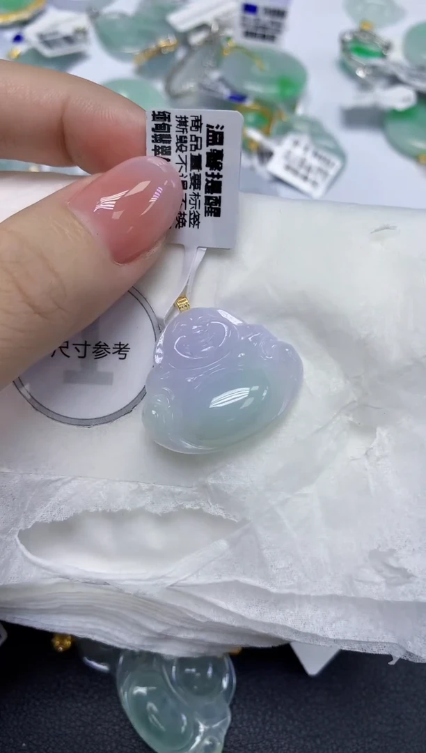 颈饰18K金镶嵌翡翠天然缅甸翡翠A货多样性发一件