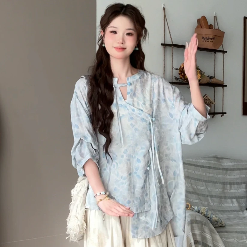 VGVL夏季新款蓝色带花小清新修身显瘦设计衬衫上衣女20768