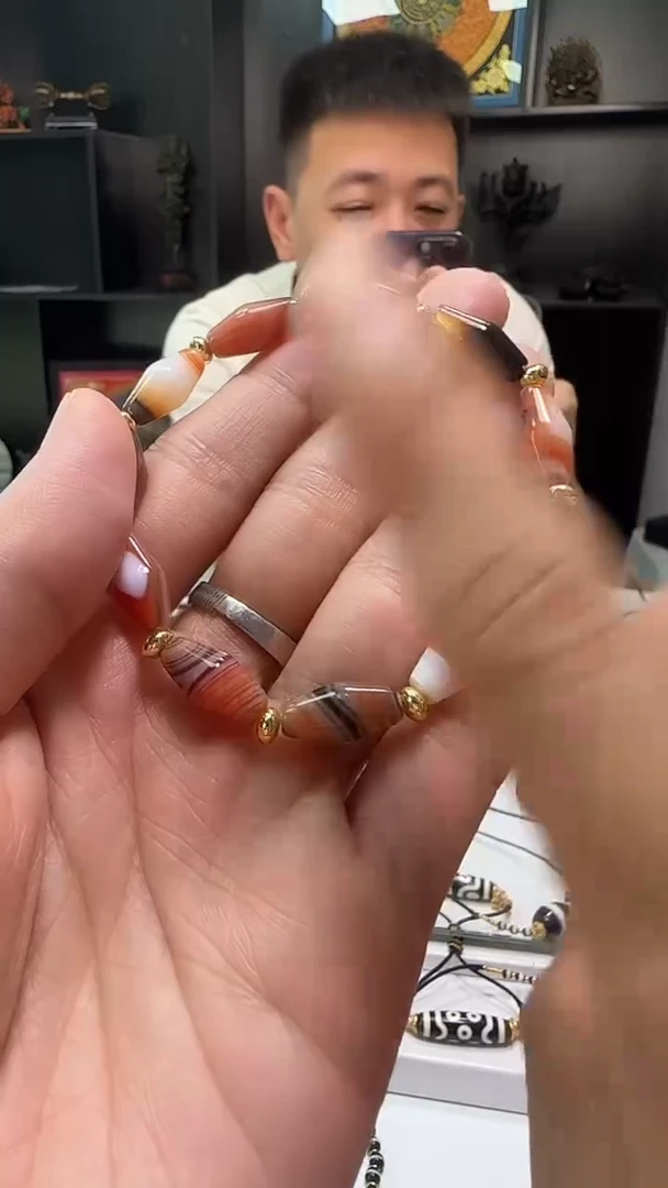 未镶嵌手串玛瑙/玉髓1105-61多样性发货