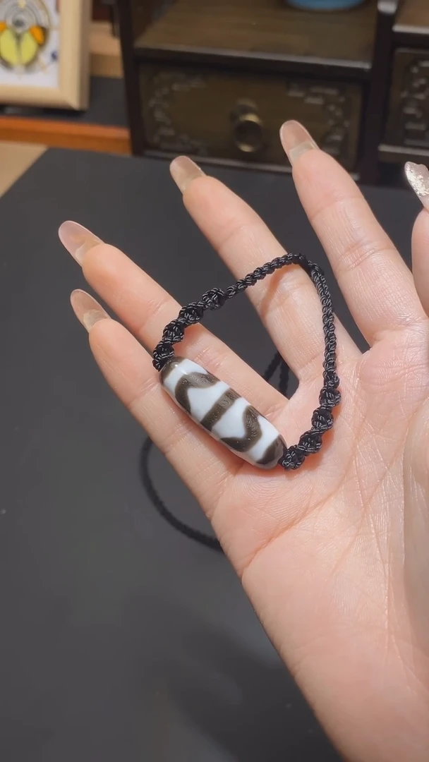 【闪购商品】玛瑙/玉髓颈饰未镶嵌上肯双牙牙锁骨链