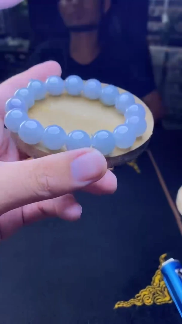 定制翡翠未镶嵌天然缅甸A货翡翠，多样性发货，拍一发一