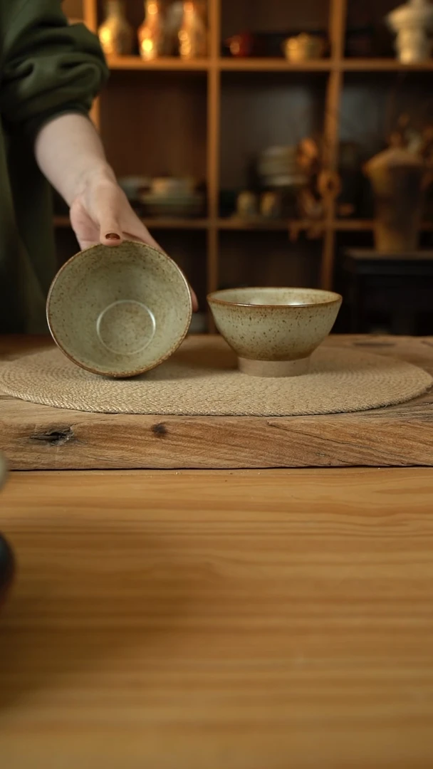 奶奶系列的5英寸高脚斗笠米饭碗2个