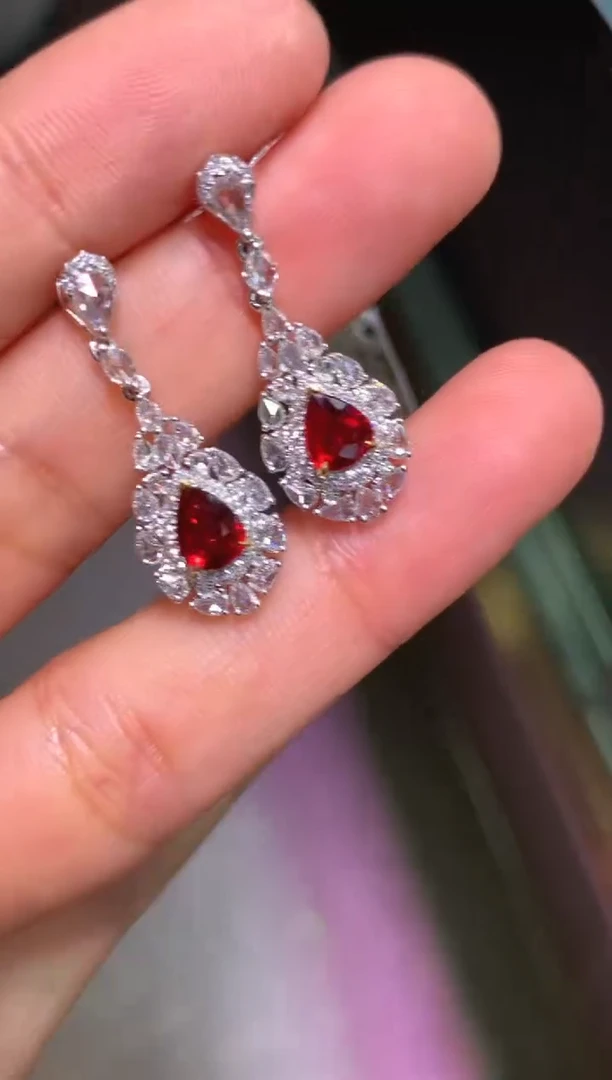18K金镶嵌耳坠红宝石1.21CT
