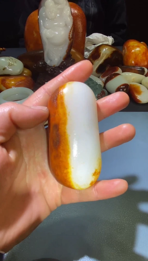 未镶嵌和田玉把件房****.和田玉