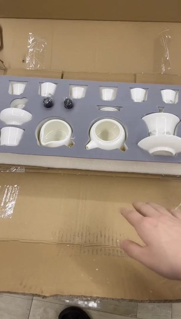 瓷片小强茶具套装