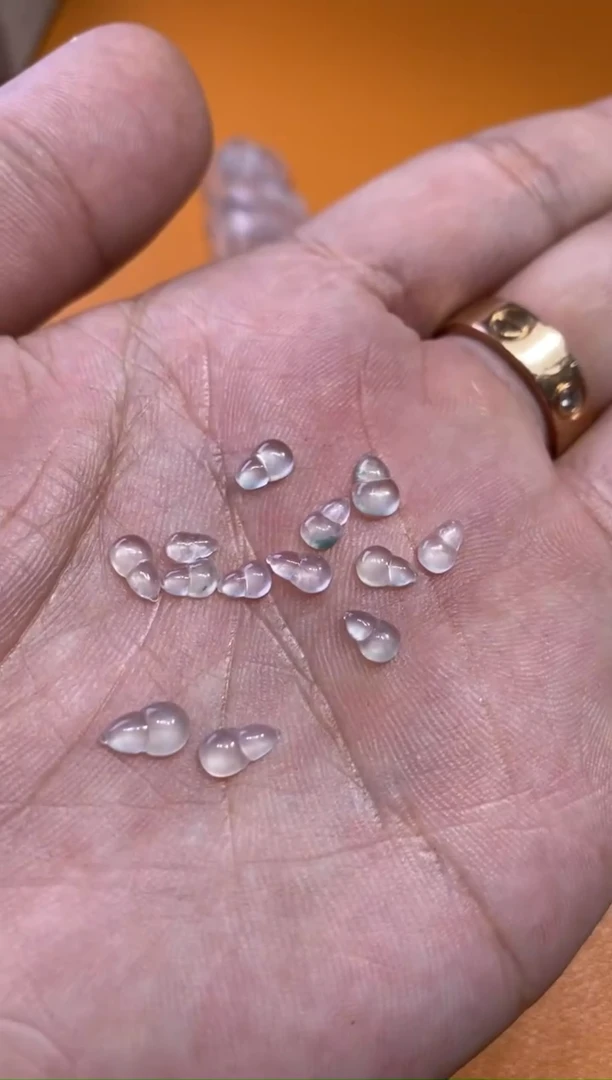 【闪购商品】翡翠吊坠(不含链)未镶嵌葫芦288