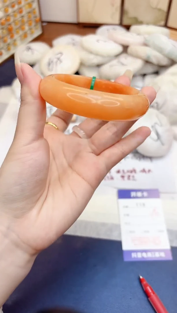 石英质玉手镯未镶嵌118-财气镯-圈口57