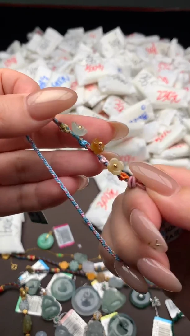 【闪购商品】翡翠手绳未镶嵌 一