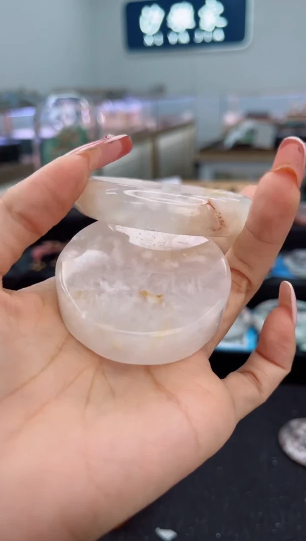 石英质玉手镯未镶嵌55圈口（赠品镯心）1688901