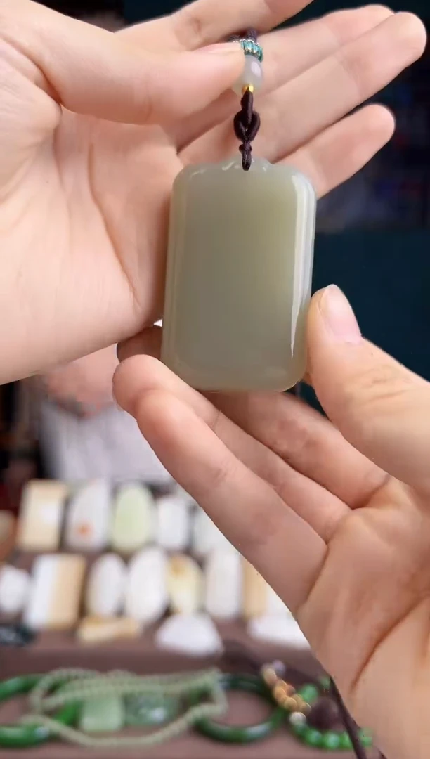 【闪购商品】和田玉颈饰未镶嵌ZZ 拍一发一 多样性发货