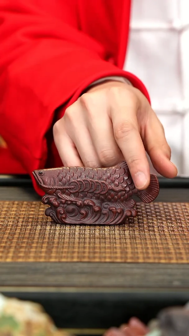 【闪购商品】紫砂茶壶2龙鱼雕塑 龙血砂