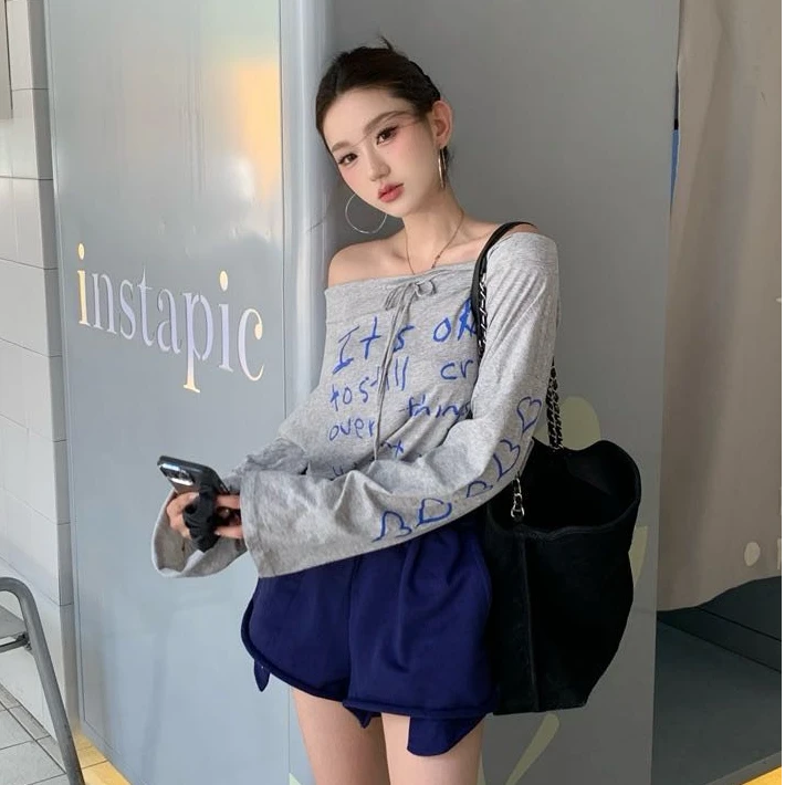 设计感韩系一字肩绑带字母涂鸦印花长袖防晒衫女夏宽松休闲上衣