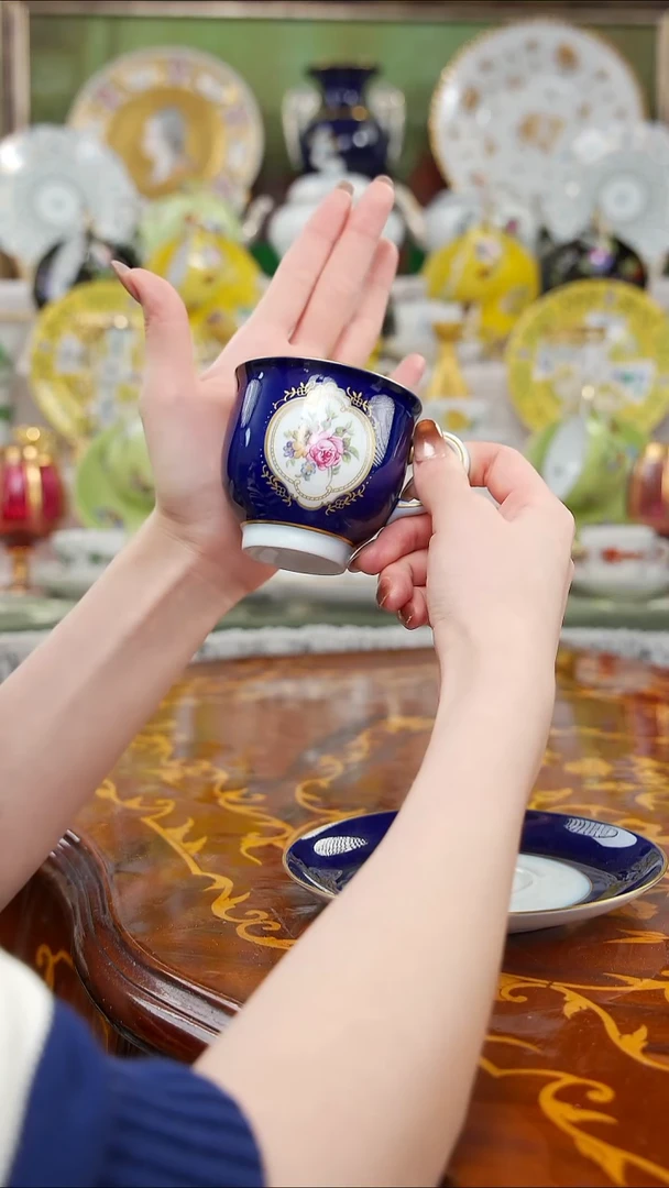 瓷婷婷中古瓷器如图所示25