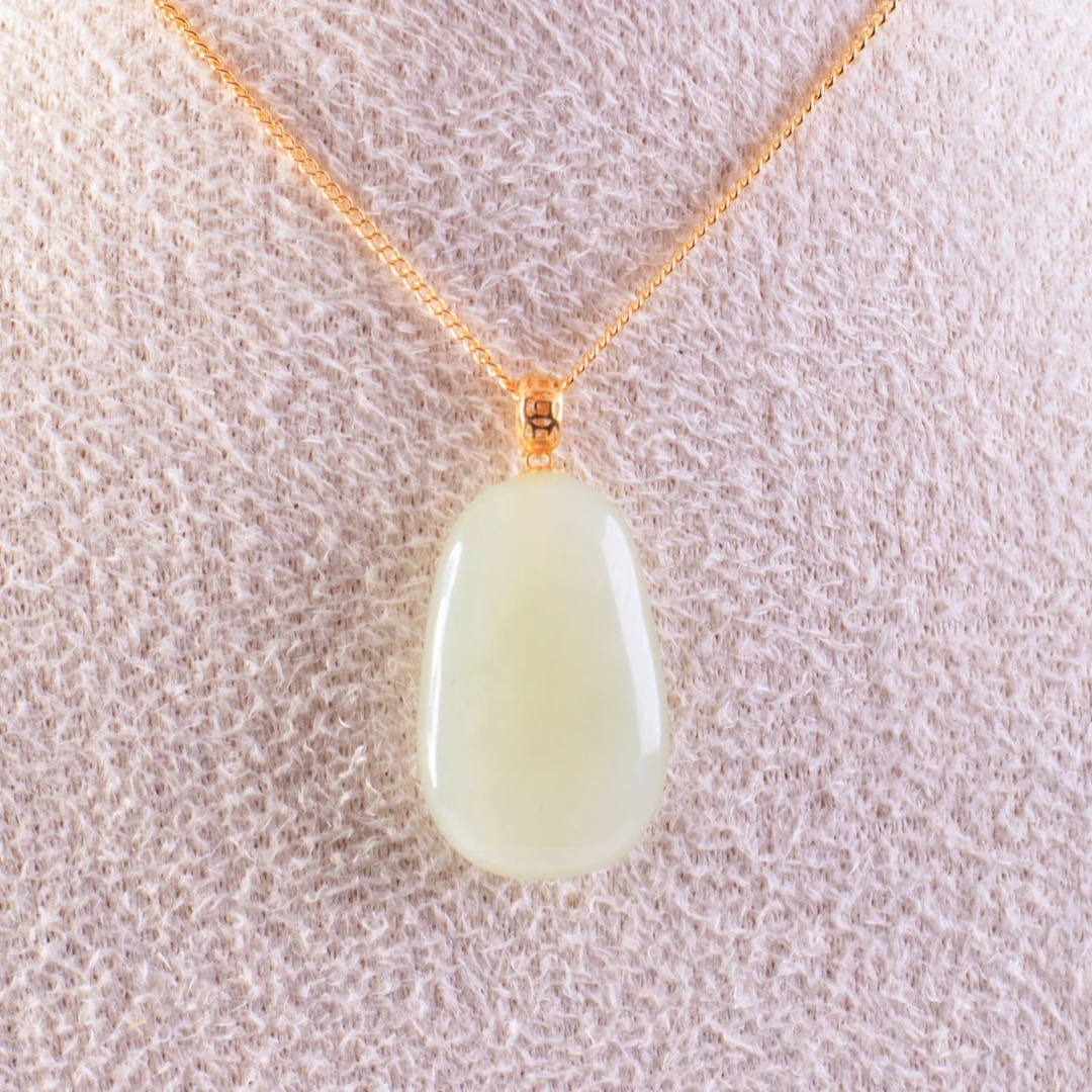 天然和田玉18K金镶嵌梯形无事牌女生时尚中式玉坠@多样性发一