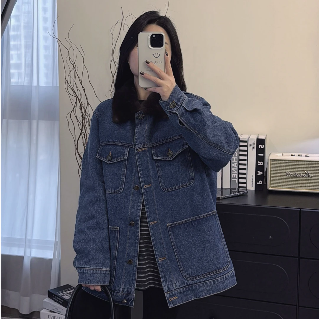 25966 小CC时尚穿搭2025冬季新款设计感紧致牛仔水貂领外套