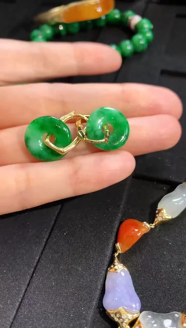 【闪购商品】翡翠耳饰银S925镶嵌耳饰