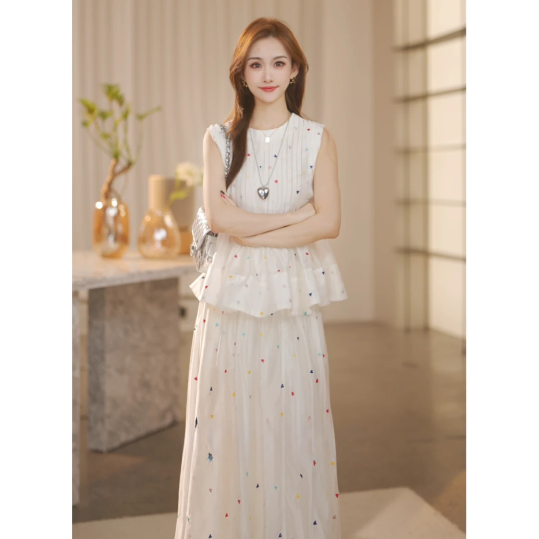 珩绣2025年夏女装爱心绣花莱赛尔风琴褶上衣半裙套88961