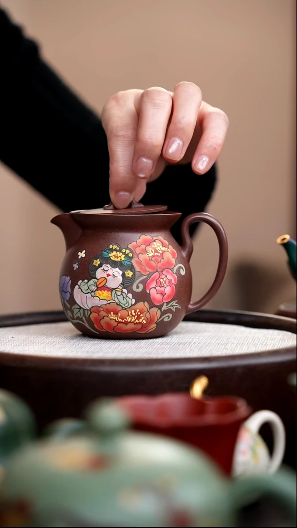 茶壶紫砂沉香泥蜜罐泥绘唐美人牡丹