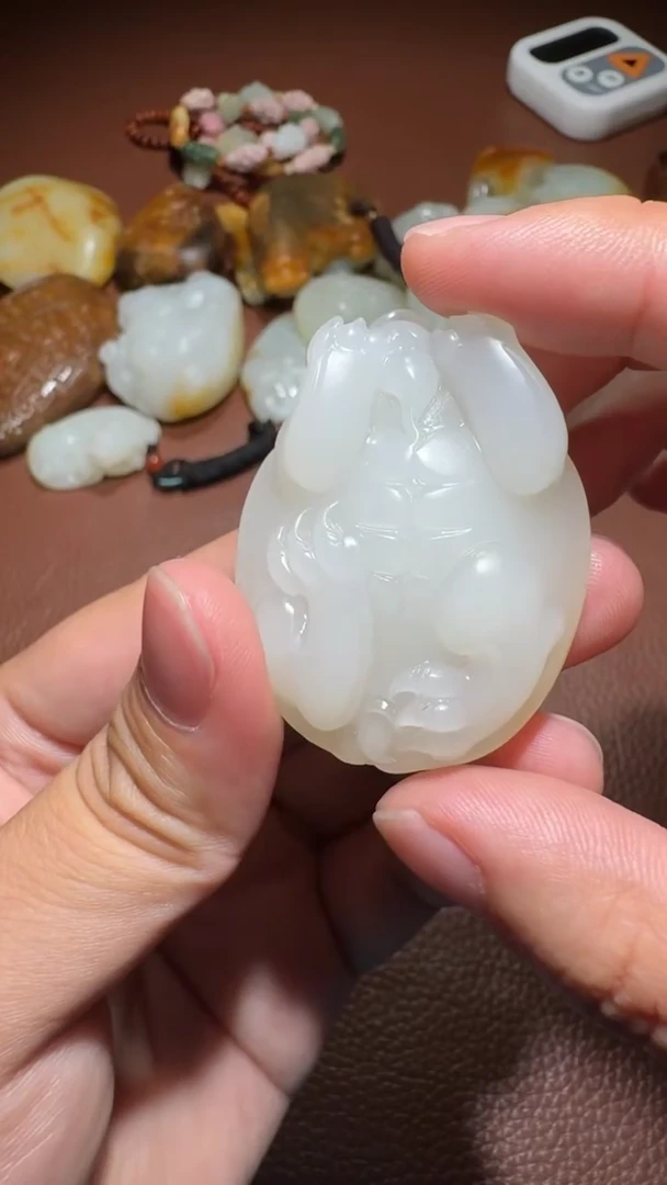 未镶嵌和田玉挂件隔**王和田玉