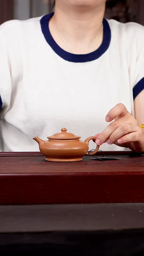 茶壶紫砂EF16820   郑志涛   清风   头段   160cc内推