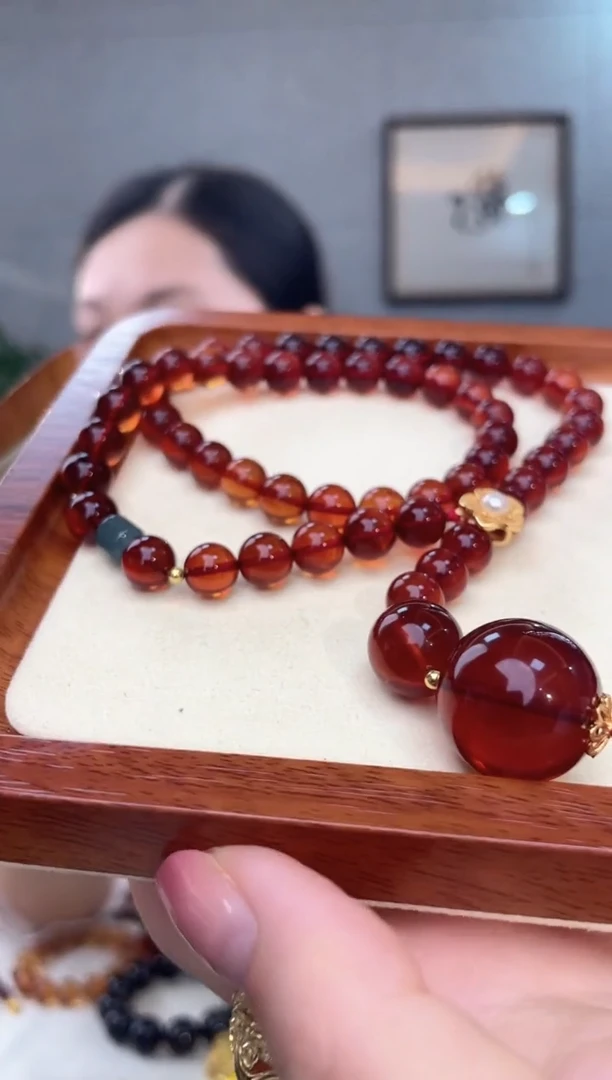 未镶嵌颈饰琥珀19+13+8+ 血珀吊坠链