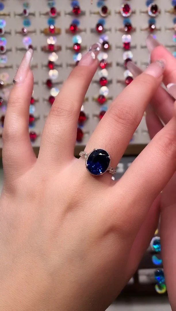 无925银典藏 轻奢 斯里兰卡蓝色系10*12 银托戒指