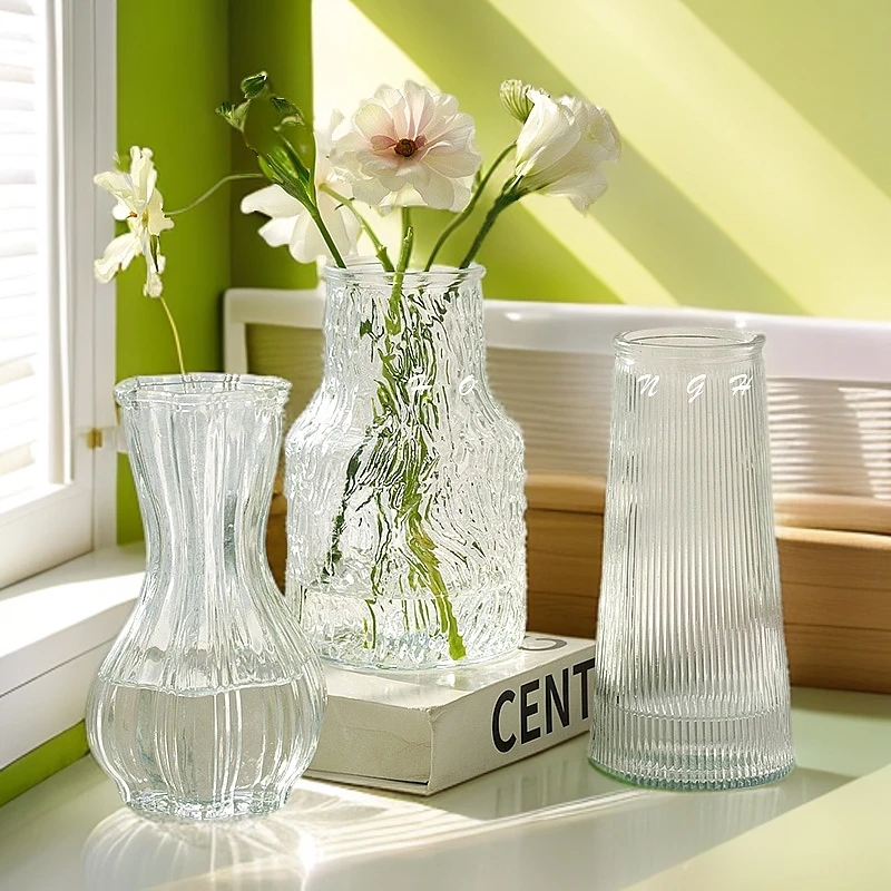 1个花瓶北欧简约玻璃花瓶透明水养郁金香鲜花客厅桌面插花摆件