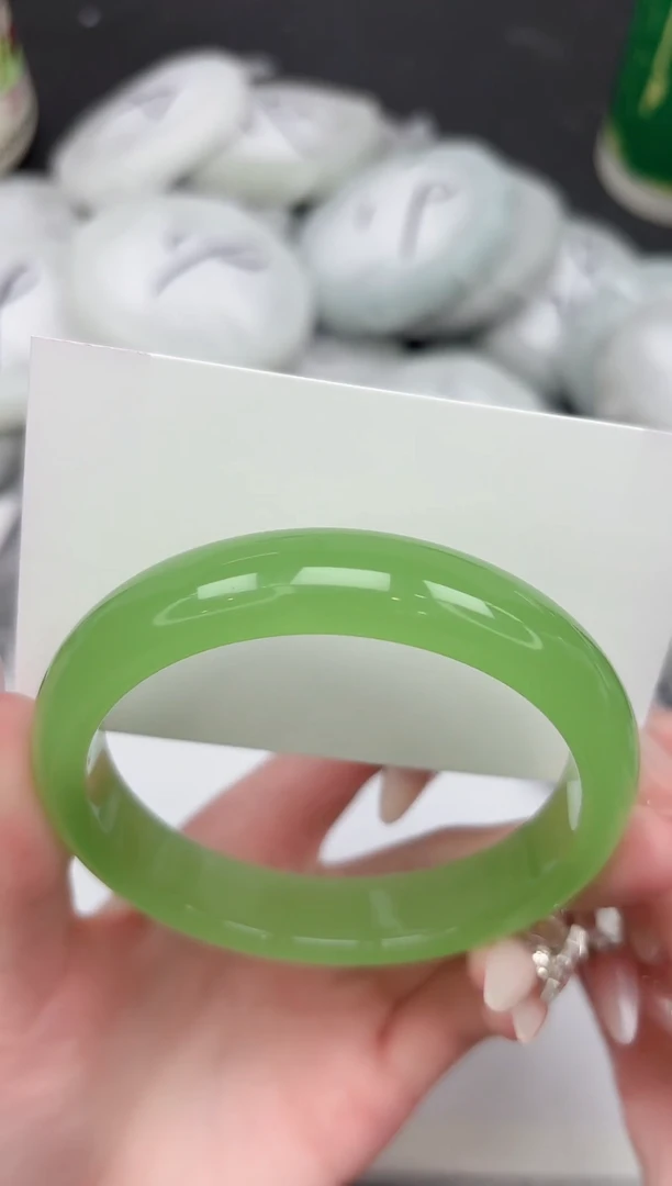 未镶嵌手镯石英质玉315-58