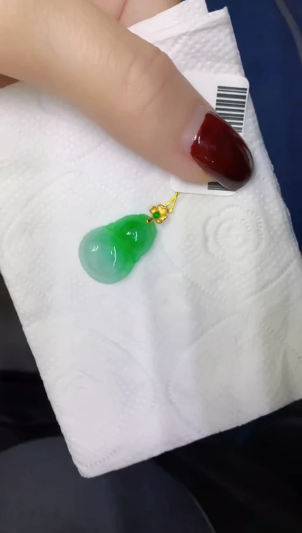 颈饰18K金镶嵌翡翠缅甸天然翡翠A货