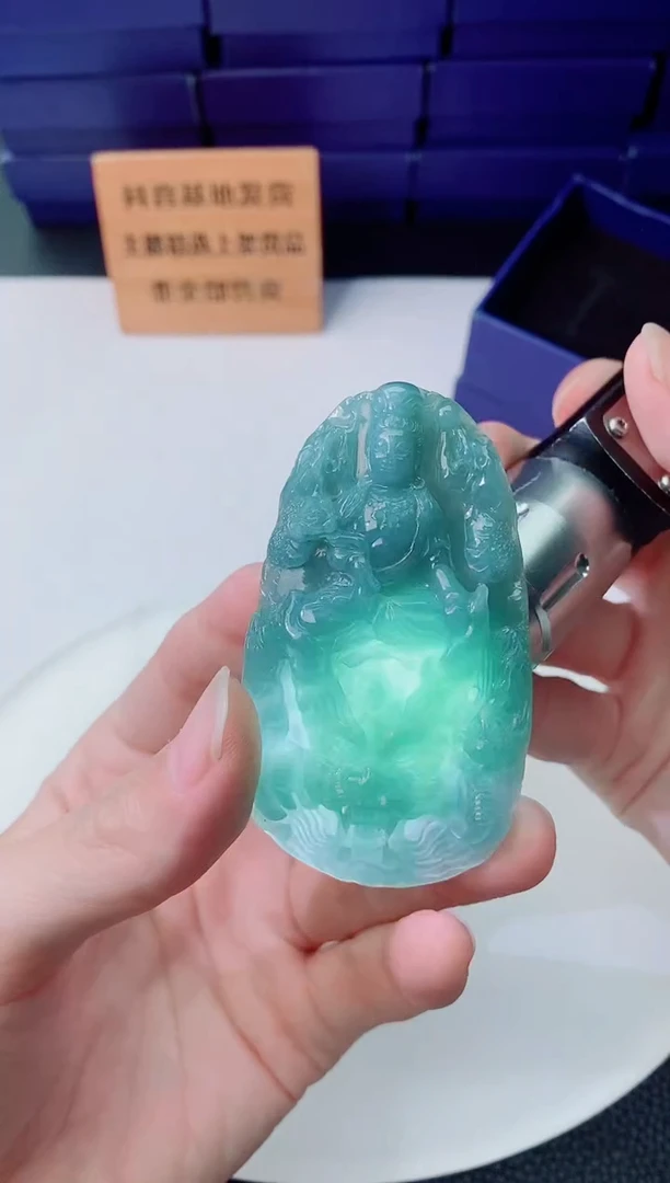 颈饰未镶嵌翡翠1