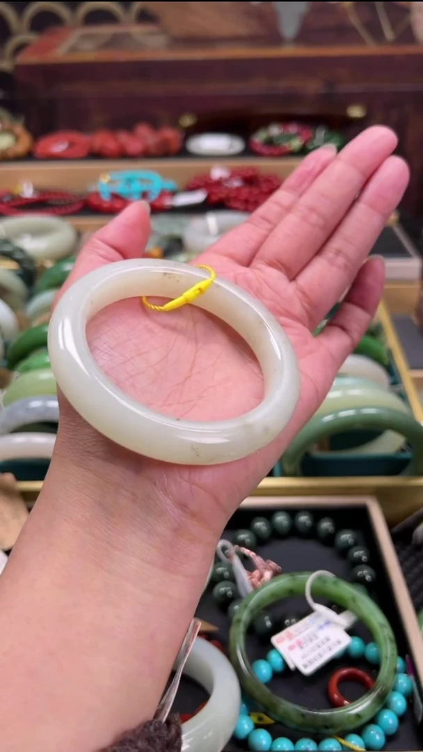 未镶嵌手镯和田玉57