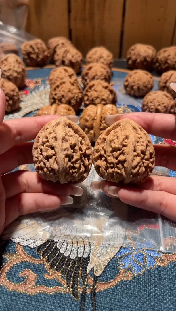 把件文玩核桃306 红锦鲤42