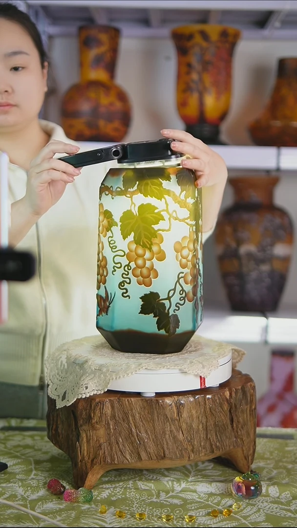 琉璃【18】蓝色葡萄八方瓶
