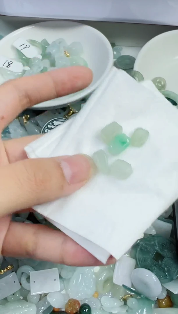 散珠翡翠613号链接，A货翡翠