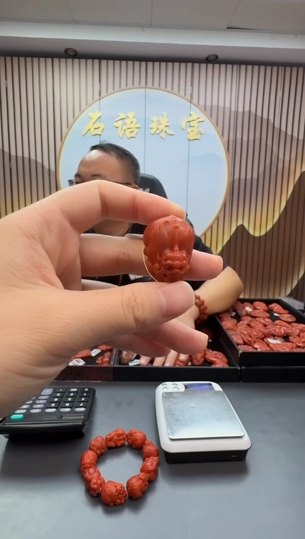 未镶嵌雕刻南红玛瑙140ZB1118产品一个
