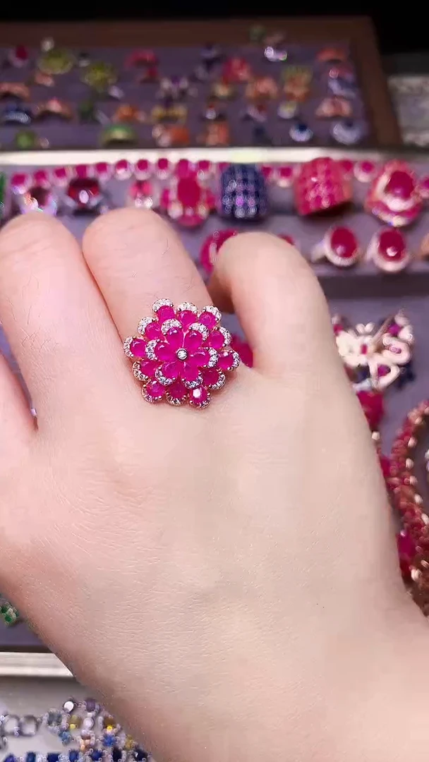 银S925镶嵌戒指红宝石....