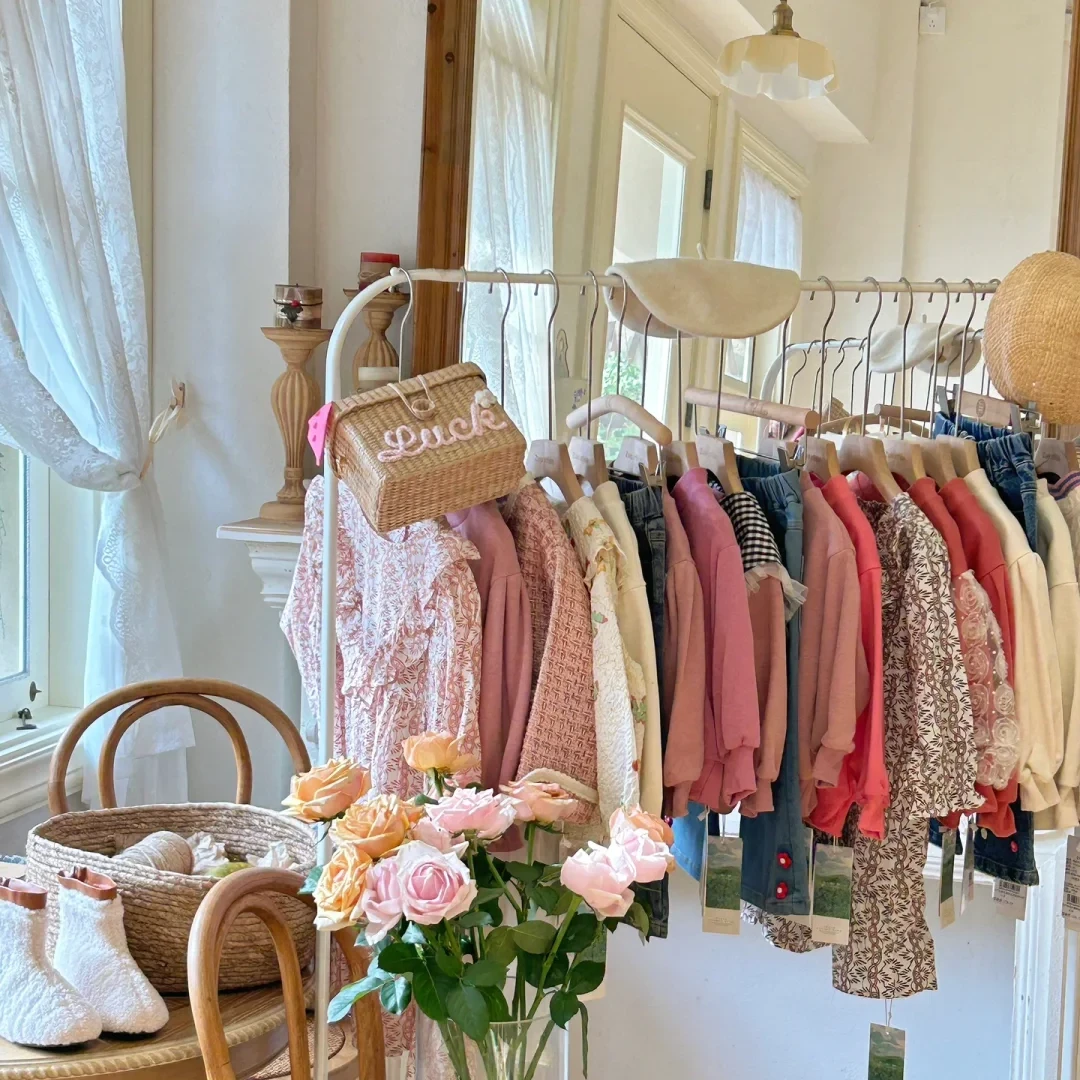 小雨yy的童装01，小童   儿童    宝宝       码数听主播介绍（one）