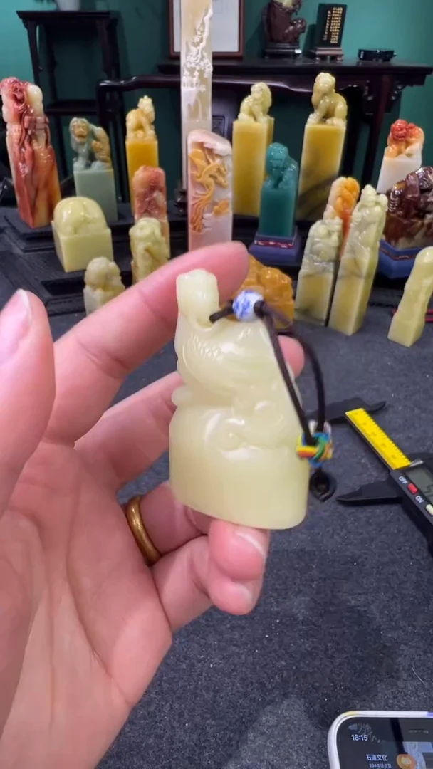 【闪购商品】寿山石芙蓉青朱雀