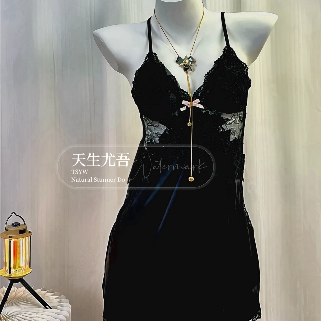 【芙蓉花语】蕾丝午夜制服套装小胸聚拢显大纯欲睡裙