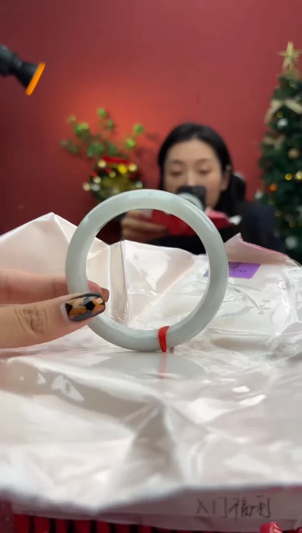 未镶嵌手镯翡翠翡翠手镯2