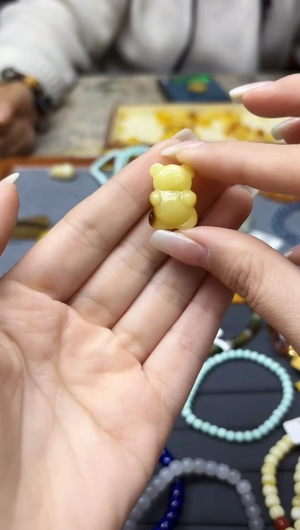 裸石蜜蜡未镶嵌蜜蜡熊配饰GW