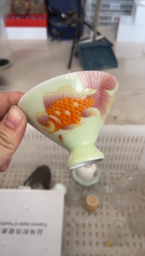 无运费险有瑕疵的摄影的产品有使用过的痕迹有点脏介意勿拍