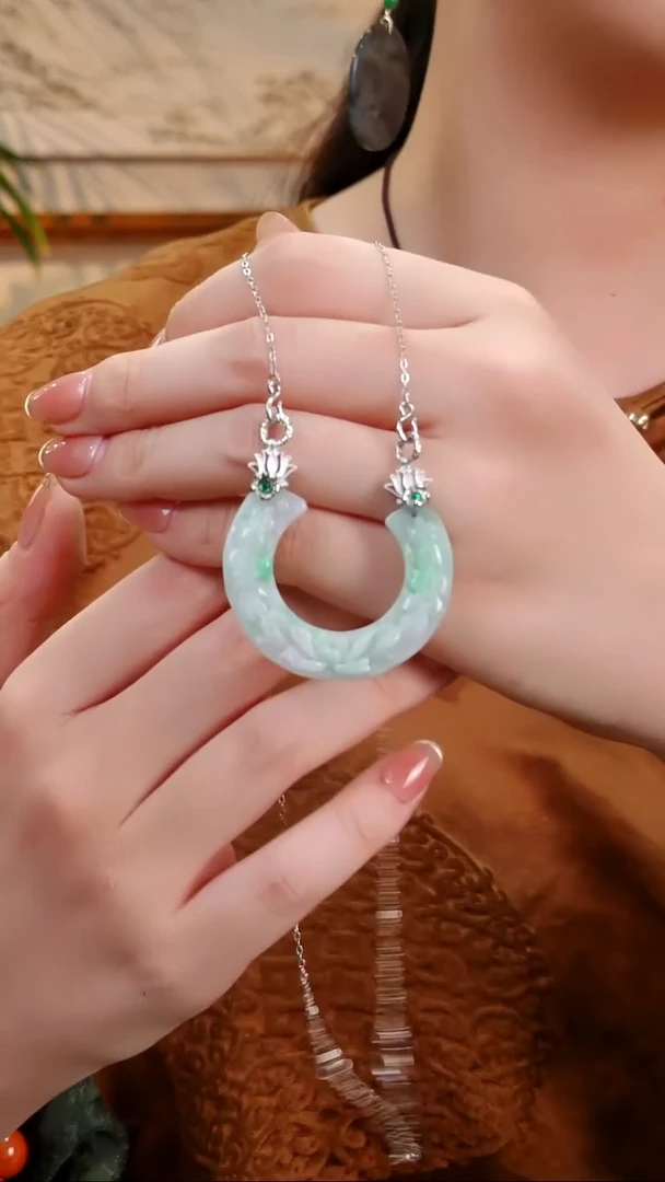 颈饰未镶嵌翡翠国风