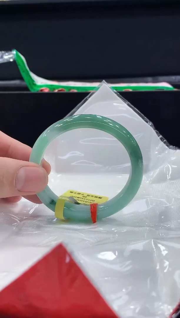 未镶嵌手镯翡翠翡翠手镯