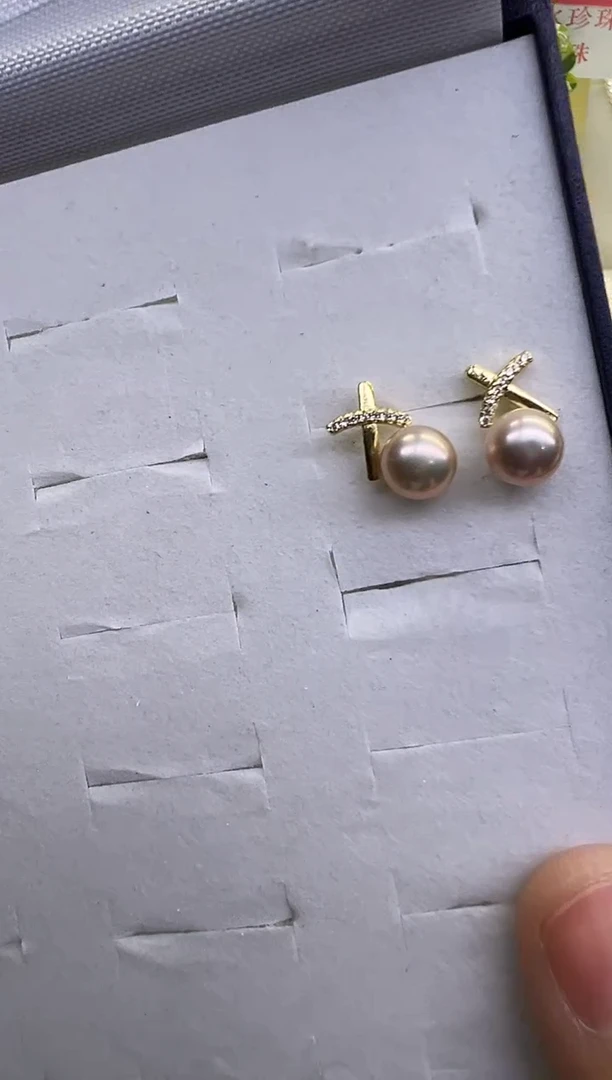 未镶嵌耳饰淡水珍珠淡紫色8-9mm