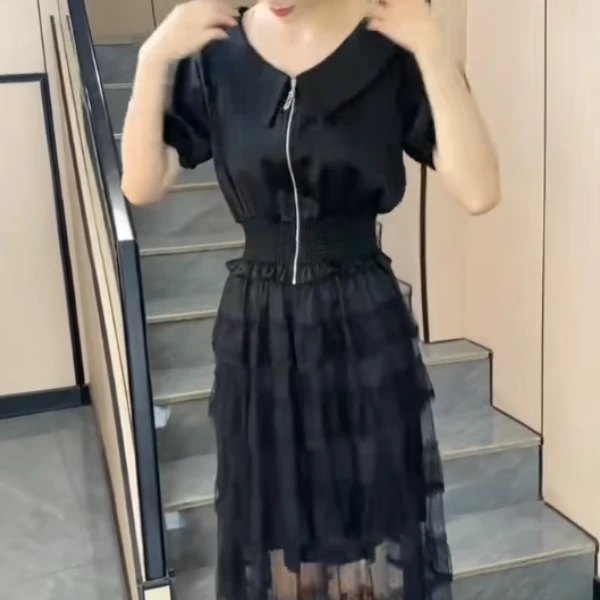 2025休闲风极简风时尚连衣裙短袖气质上衣裙子夏季百褶黑色连衣裙