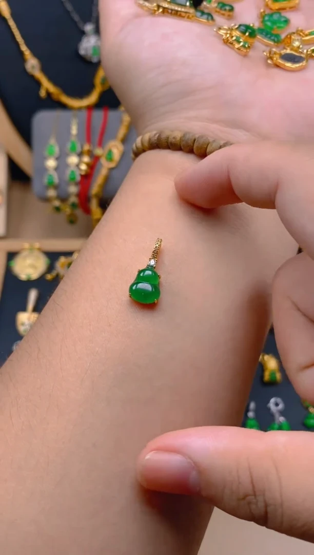 吊坠(不含链)银S925镶嵌翡翠大葫芦万能扣