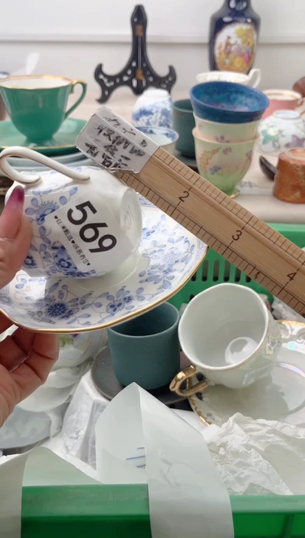 瓷片喝**茶569