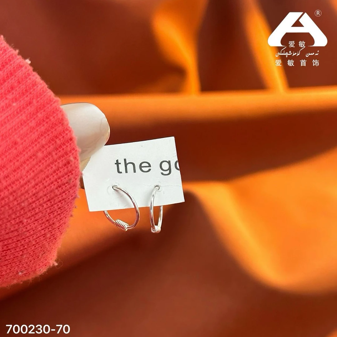 非金属莫桑石耳饰 爱敏首饰银耳钉700230