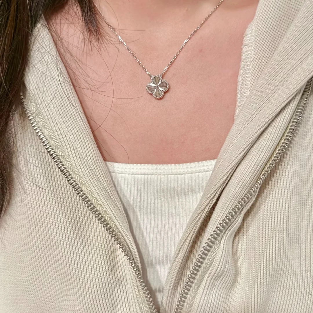 合金项链 五花花 项链---轻奢气质项链